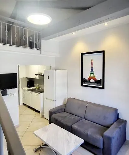 Chateauneuf Jardin Bioves Menton